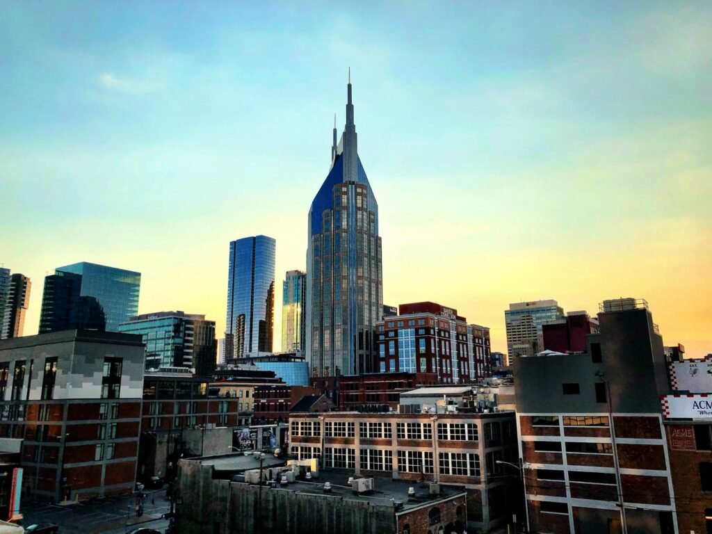 Nashville Luxury Market Heats Up: Celebrity Sales Signal Shift